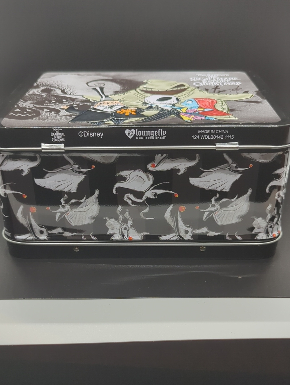 Loungefly Nightmare Before Christmas Metal Lunchbox NWT Disney - Picture 6 of 13